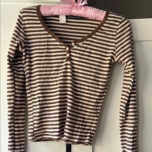 Brandy Melville Brown and White Long Sleeve Fitted Blouse